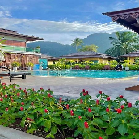 Capital O 75518 Baan Rose Resort Ao Luk Extérieur photo