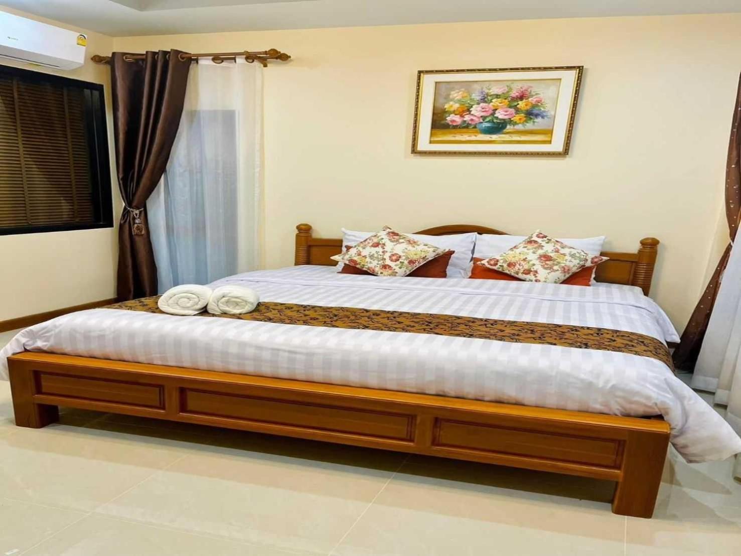 Capital O 75518 Baan Rose Resort Ao Luk Extérieur photo